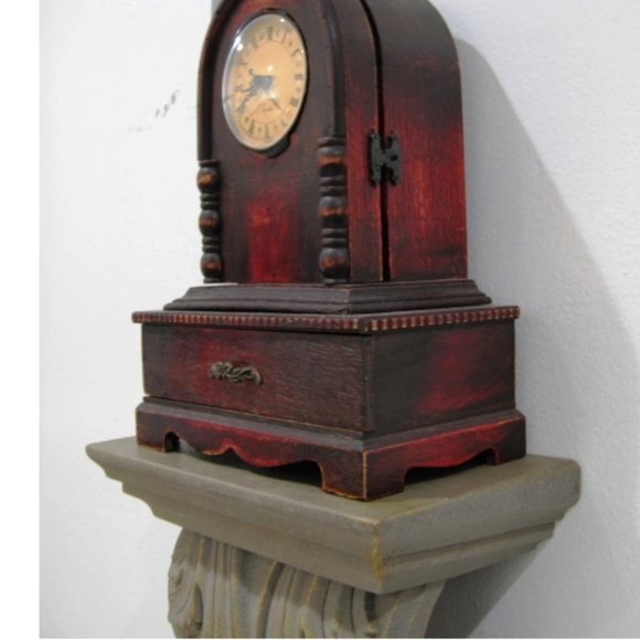 Corbel Wall Shelf #2 - Dark Tan and Gold - Plastic - Home Interiors Inc - Picture 6 of 12